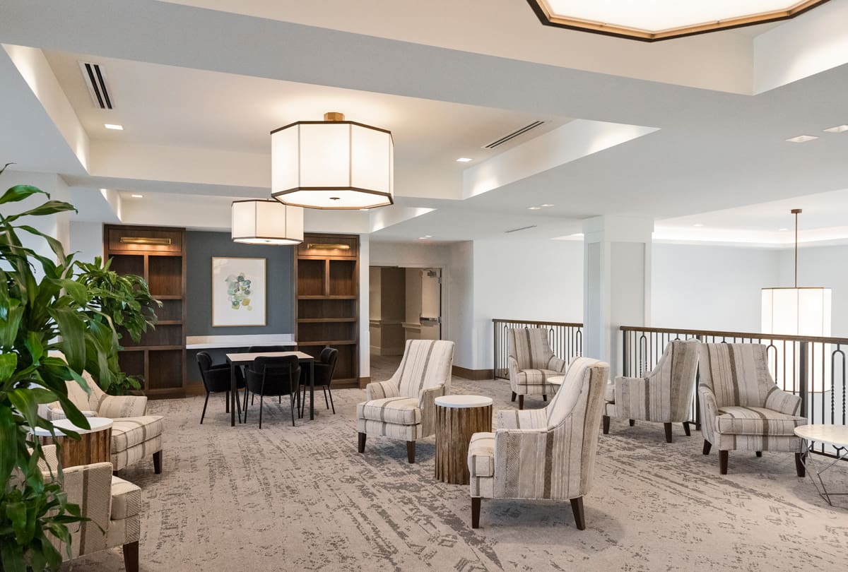 This Common Area Is Located On The Vistas Second Floor Overlooking Their Main Lobby. It Serves As A Favorite Sitting Place For Reading Or Quiet Time.